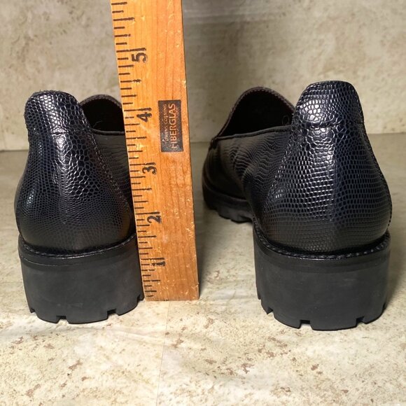 Cole Haan Womens Black Leather Loafers Size 8 Textured Lug Sole Slip-On Comfort - Picture 6 of 10